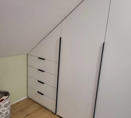 MODEL 2